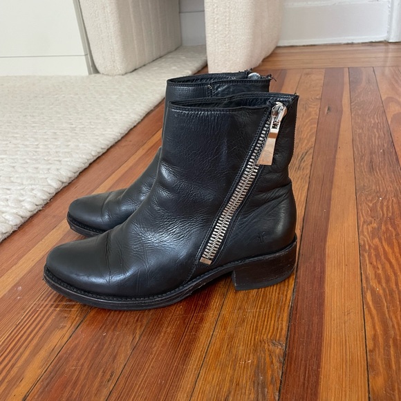 Frye Black Ankle Boots - Picture 2 of 5